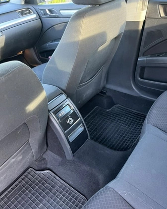 Skoda Superb cena 24000 przebieg: 438570, rok produkcji 2014 z Iława małe 154